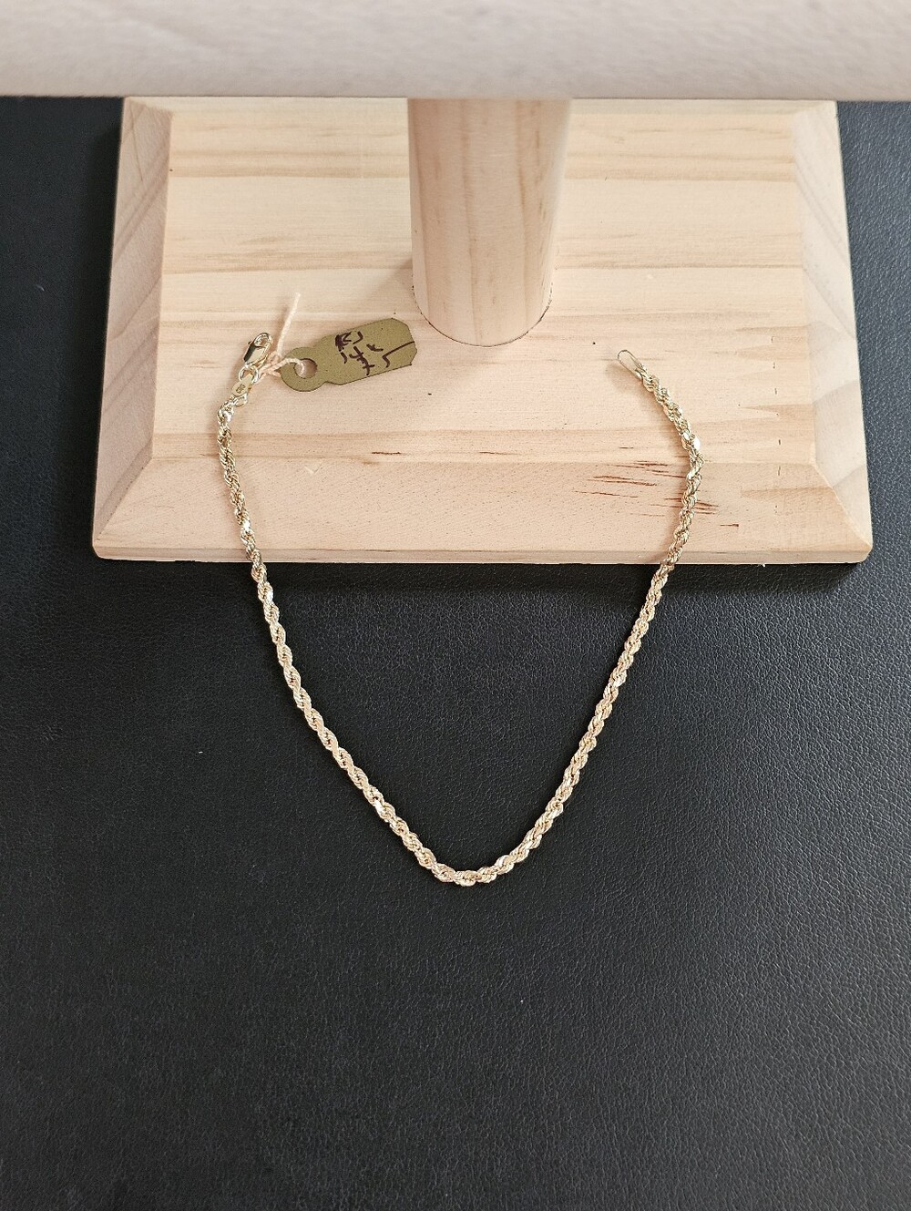 14k Gold Bracelet 7.5 Inch